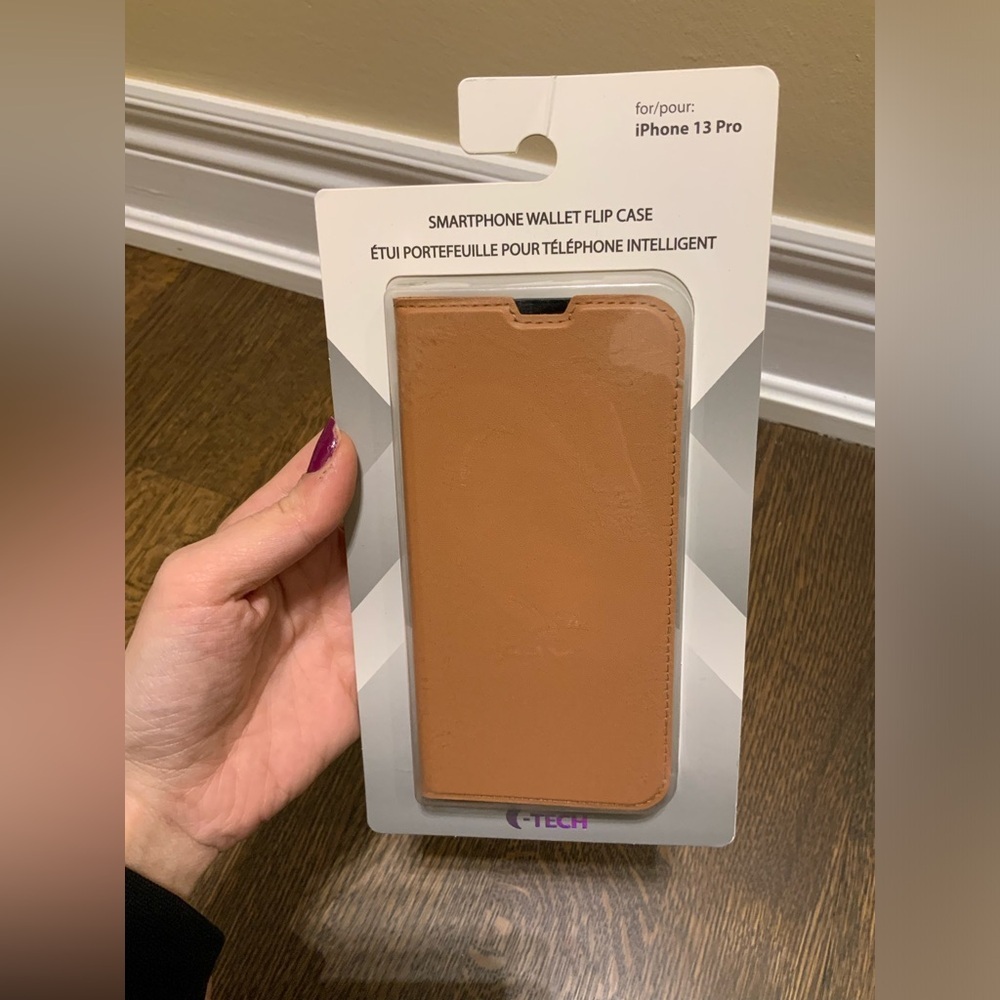 ITECH Smartphone Wallet Flip Cover Case Brown IPhone 13 Pro BRAND NEW